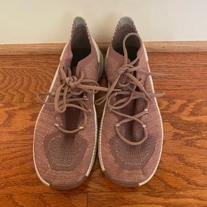 Nike Sneakers Size 8